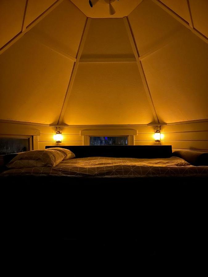 Camp Caroli Hobbit Hut Villa Jukkasjarvi Exterior photo